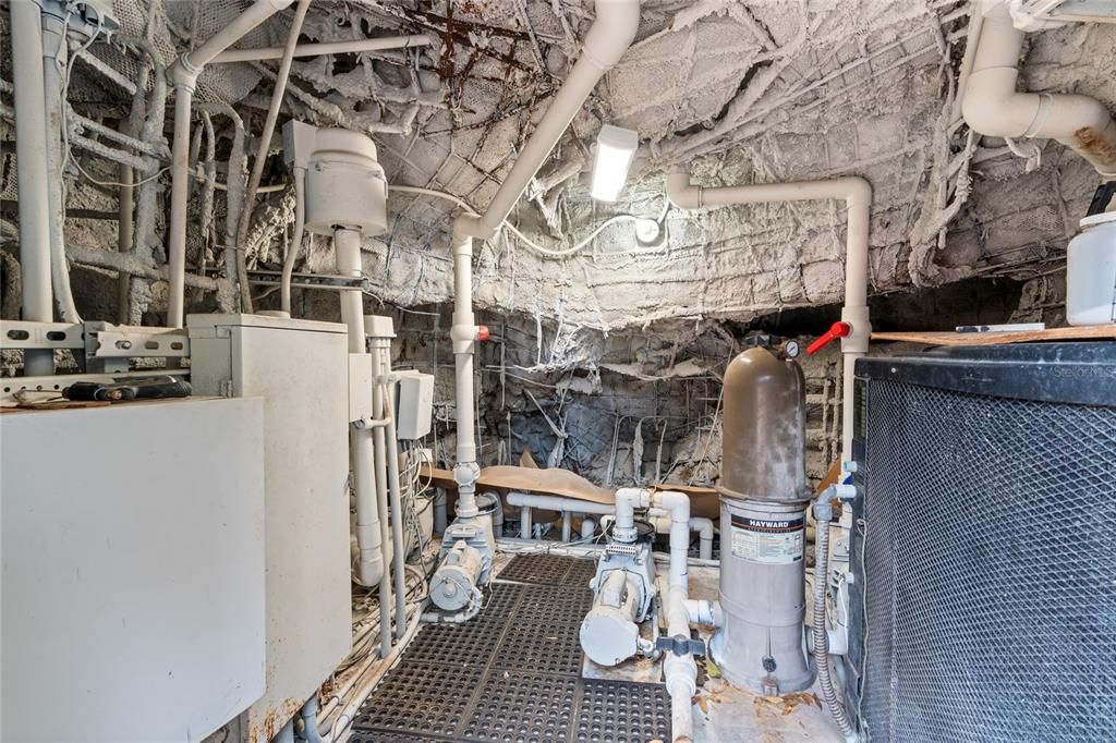 For Sale: $949,000 (5 beds, 3 baths, 3656 Square Feet)