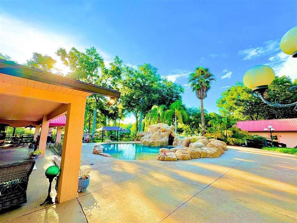 For Sale: $949,000 (5 beds, 3 baths, 3656 Square Feet)