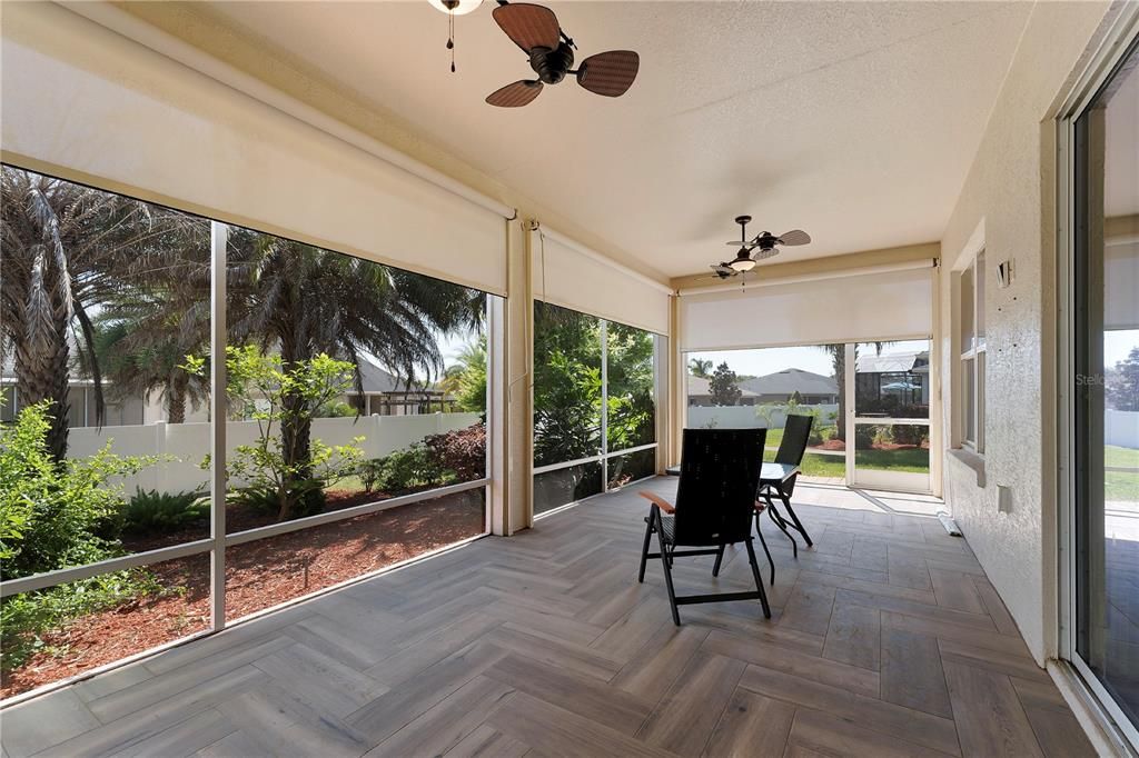 Active With Contract: $379,900 (3 beds, 2 baths, 2352 Square Feet)