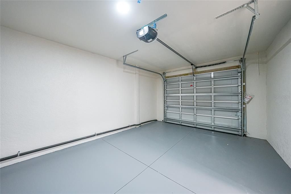 待售: $1,000,000 (27 贝兹, 0 浴室, 5885 平方英尺)