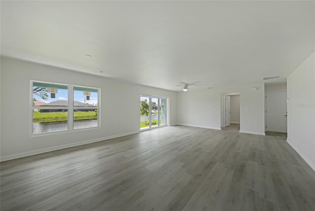 待售: $1,000,000 (27 贝兹, 0 浴室, 5885 平方英尺)