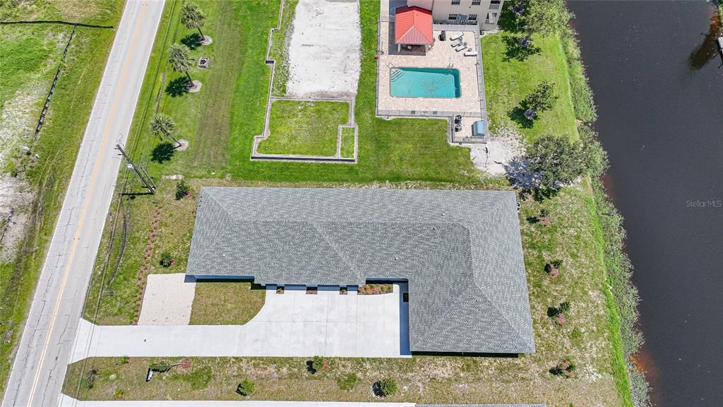 待售: $1,000,000 (27 贝兹, 0 浴室, 5885 平方英尺)