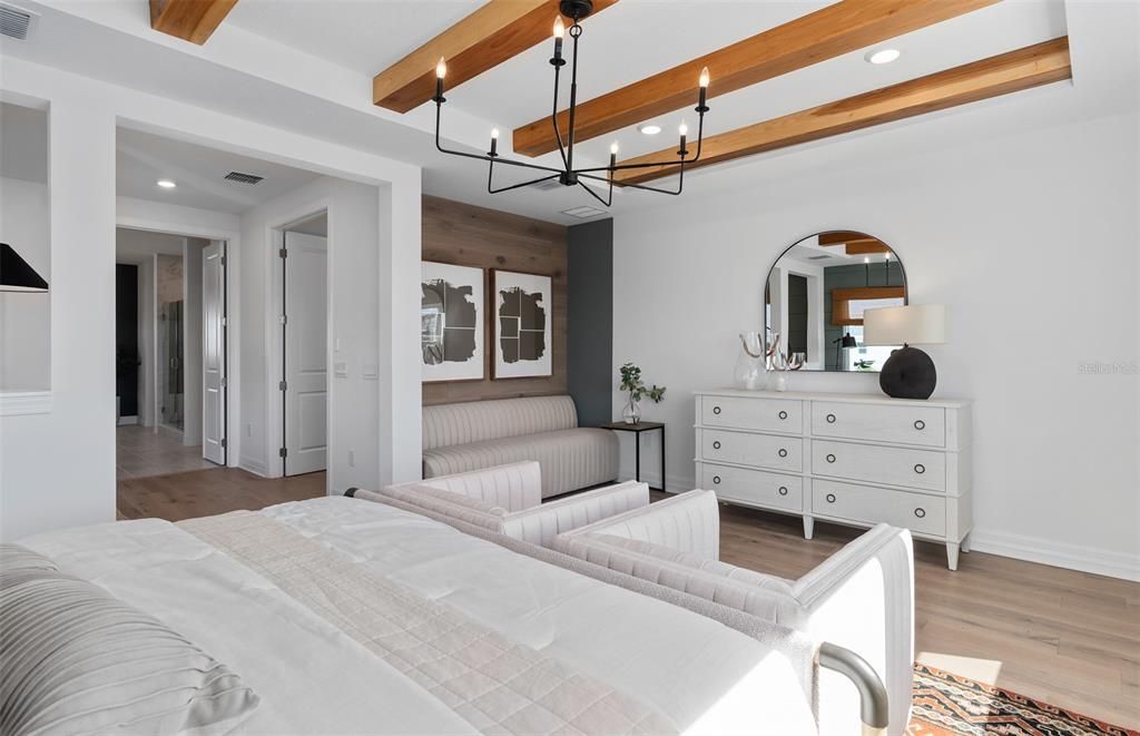 For Sale: $1,050,000 (5 beds, 5 baths, 4442 Square Feet)