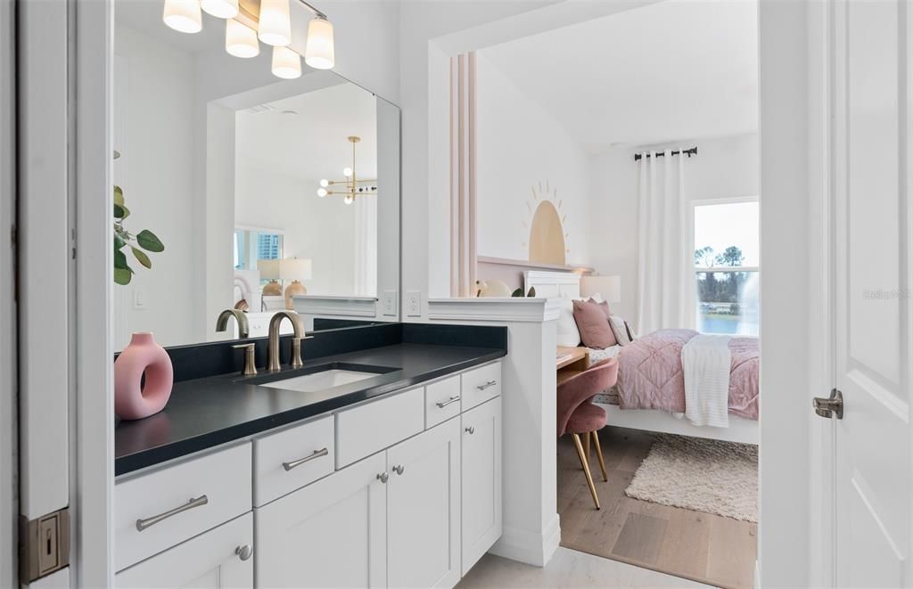 For Sale: $1,050,000 (5 beds, 5 baths, 4442 Square Feet)