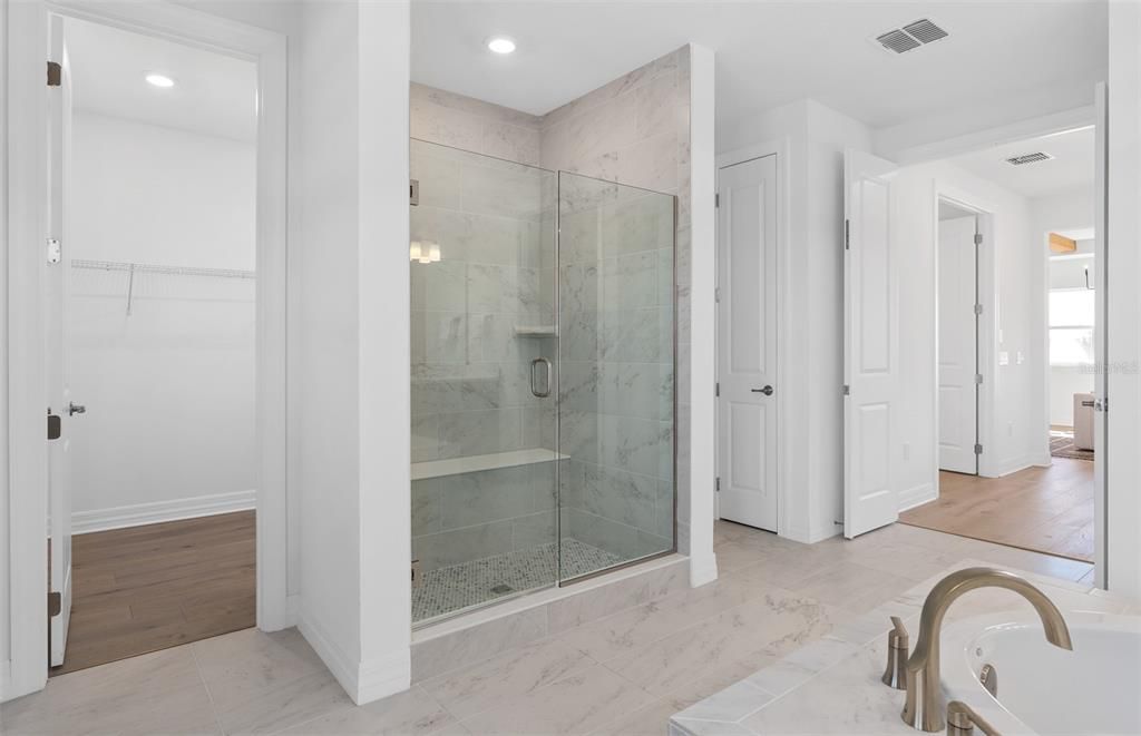 For Sale: $1,050,000 (5 beds, 5 baths, 4442 Square Feet)