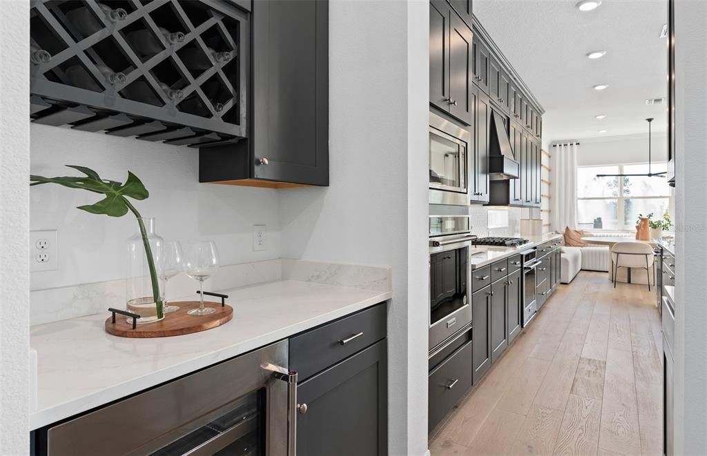 For Sale: $1,050,000 (5 beds, 5 baths, 4442 Square Feet)