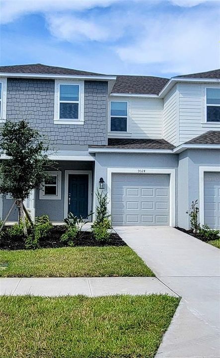 Recently Sold: $323,000 (3 beds, 2 baths, 1404 Square Feet)