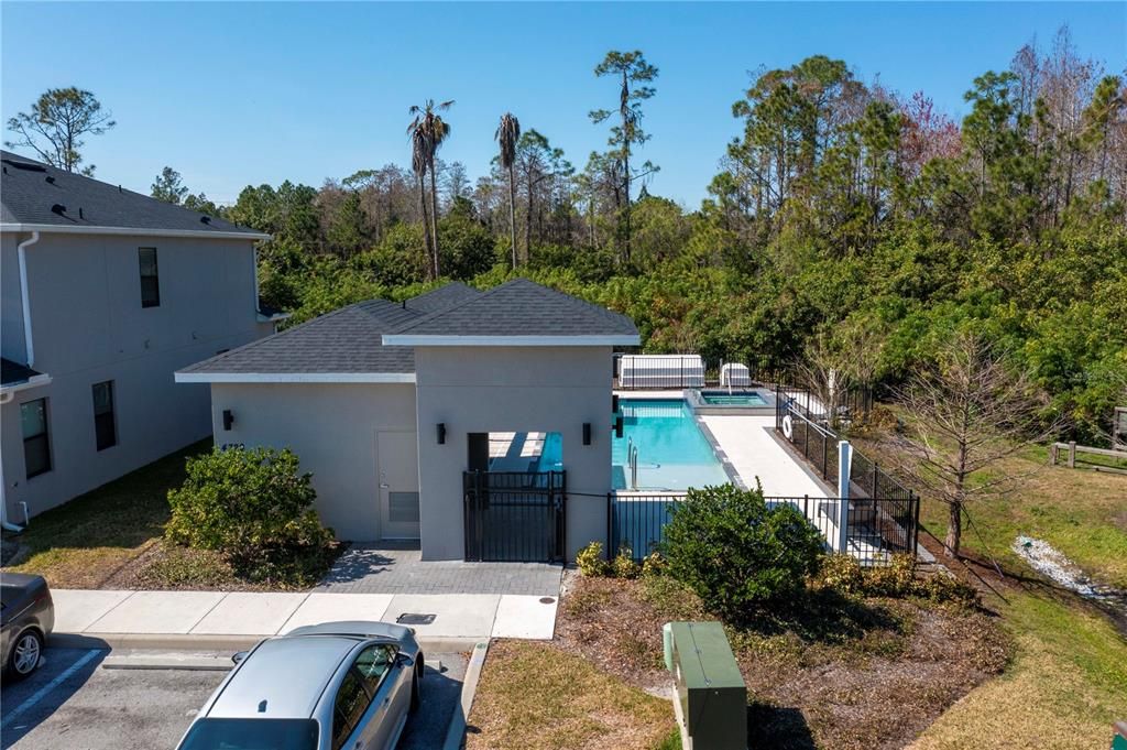 For Rent: $2,700 (4 beds, 3 baths, 1721 Square Feet)