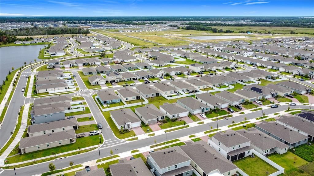 For Rent: $2,290 (4 beds, 2 baths, 1830 Square Feet)