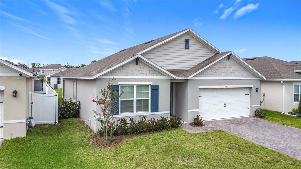 For Rent: $2,290 (4 beds, 2 baths, 1830 Square Feet)