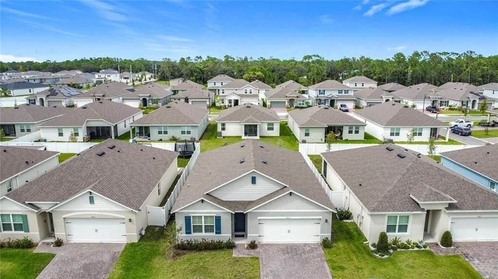 For Rent: $2,290 (4 beds, 2 baths, 1830 Square Feet)