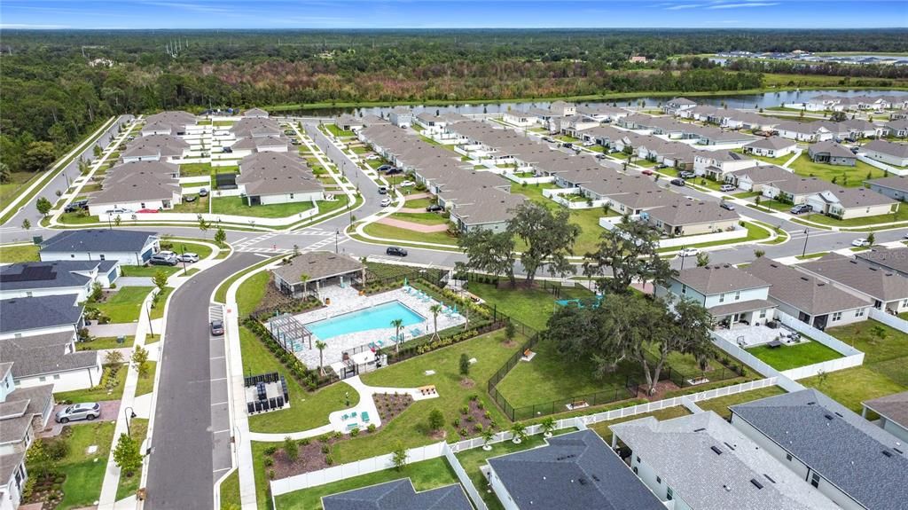 For Rent: $2,290 (4 beds, 2 baths, 1830 Square Feet)