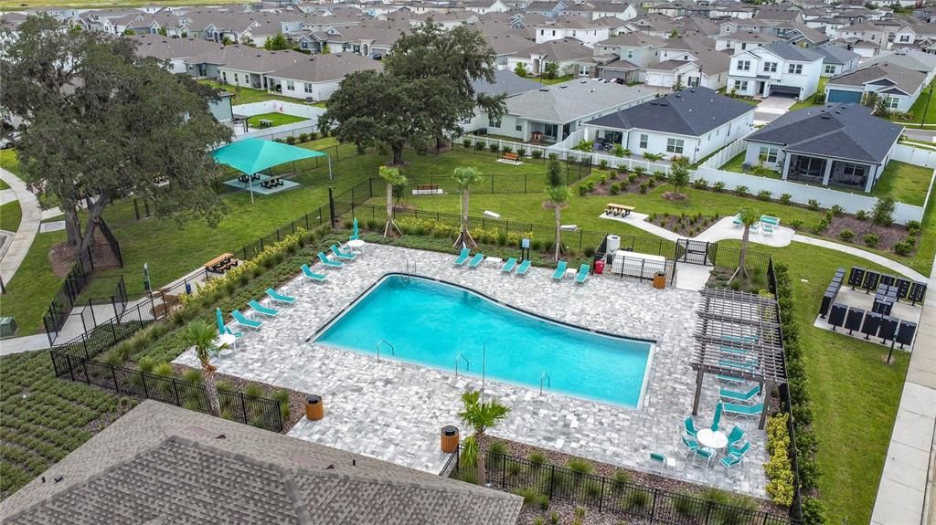 For Rent: $2,290 (4 beds, 2 baths, 1830 Square Feet)