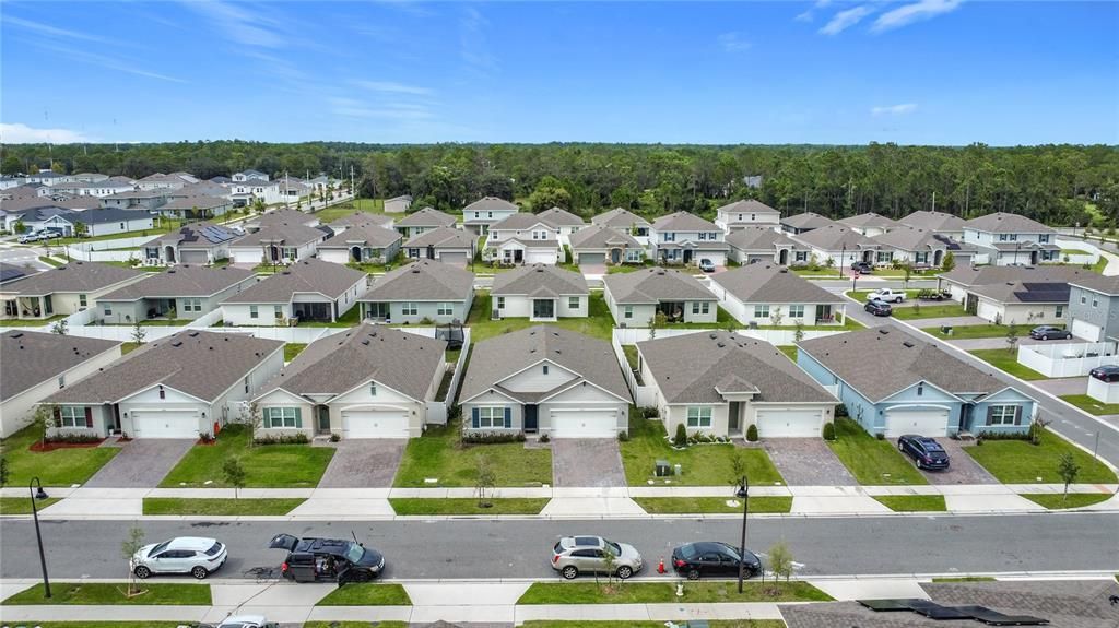 For Rent: $2,290 (4 beds, 2 baths, 1830 Square Feet)