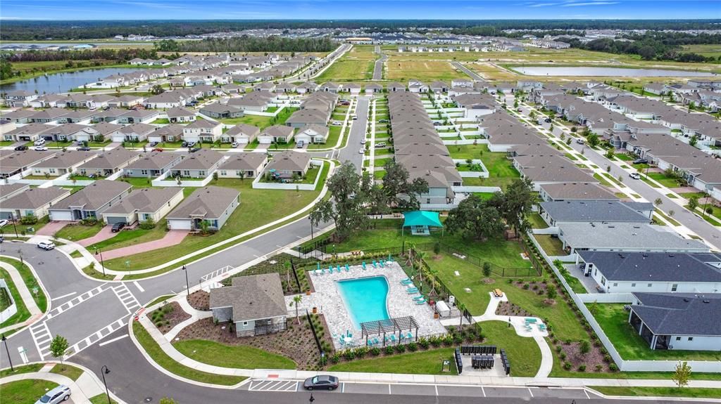 For Rent: $2,290 (4 beds, 2 baths, 1830 Square Feet)