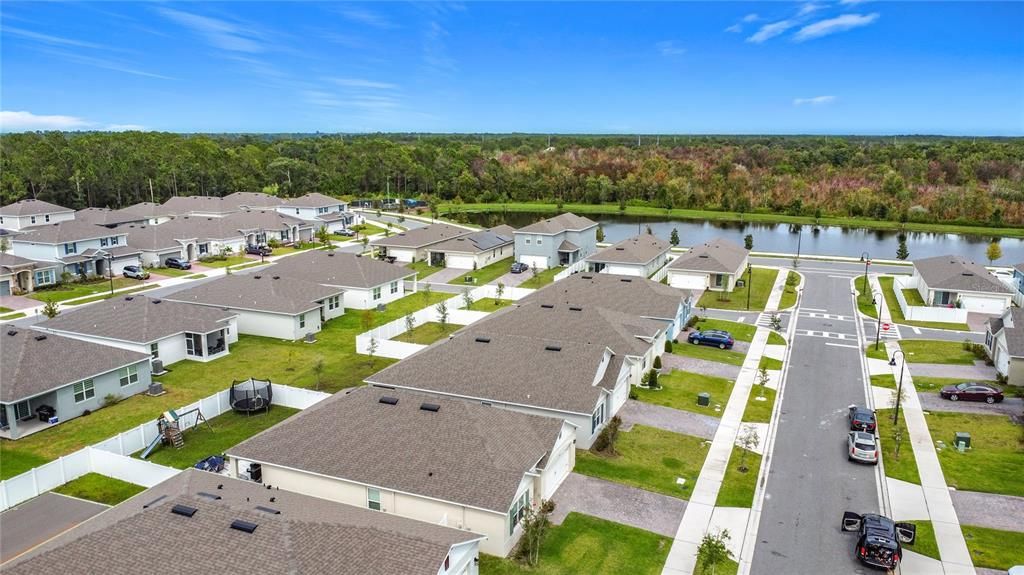 For Rent: $2,290 (4 beds, 2 baths, 1830 Square Feet)