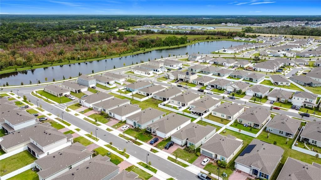 For Rent: $2,290 (4 beds, 2 baths, 1830 Square Feet)