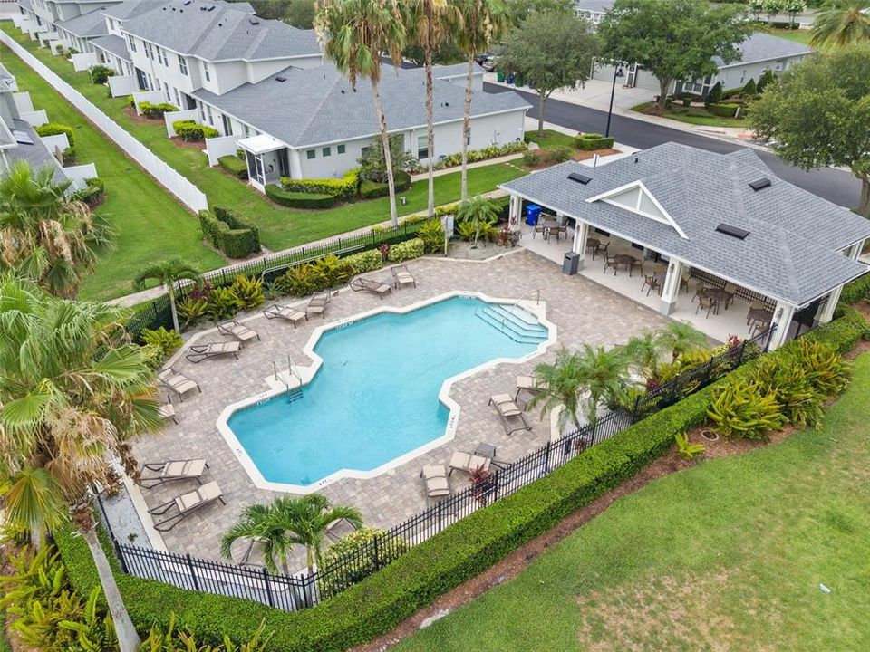 For Sale: $365,000 (3 beds, 2 baths, 1914 Square Feet)