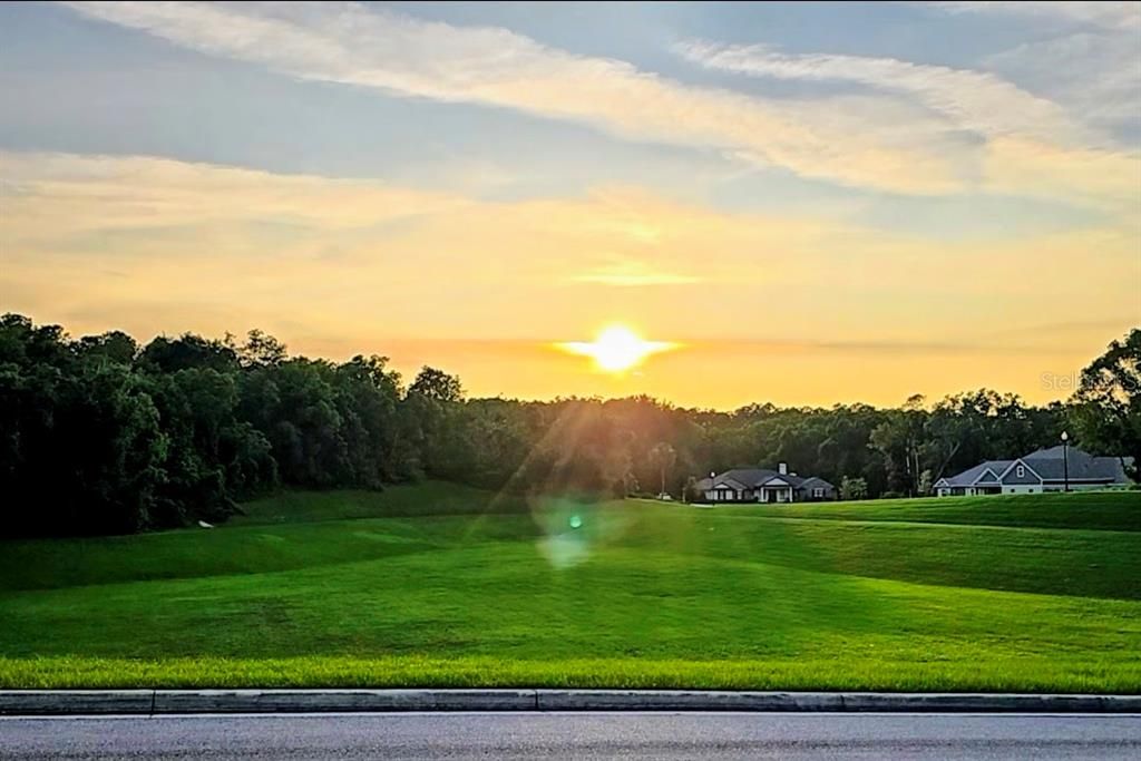 待售: $235,000 (1.01 acres)