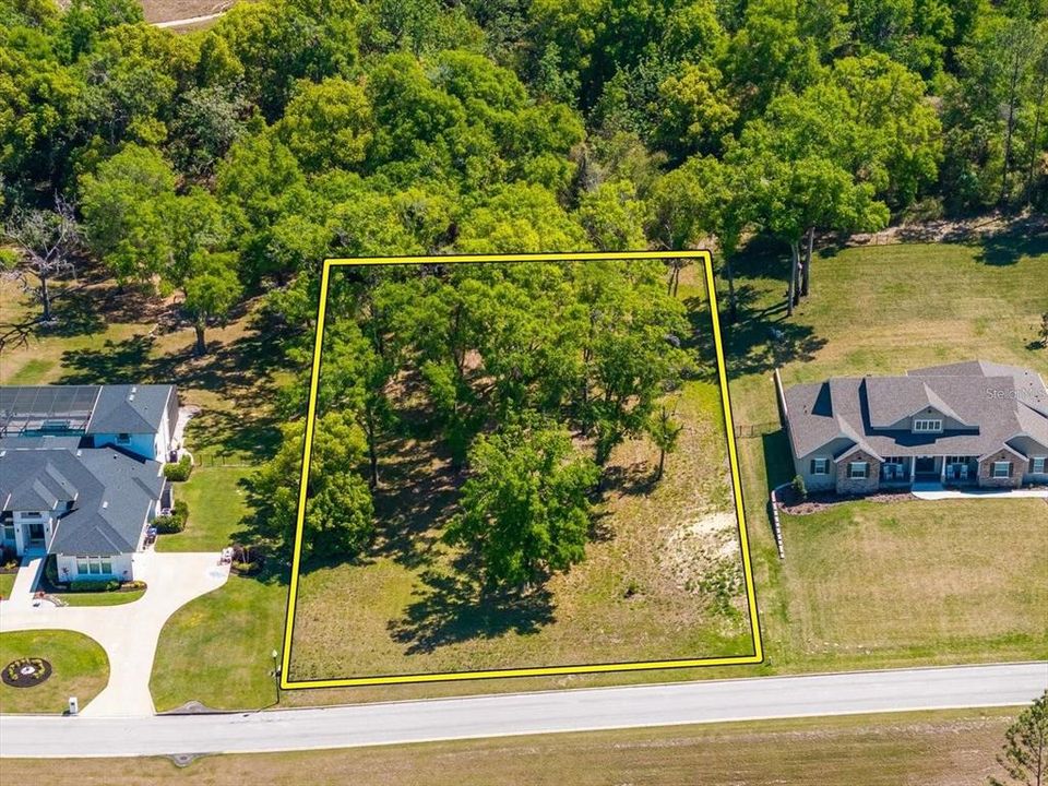 待售: $235,000 (1.01 acres)