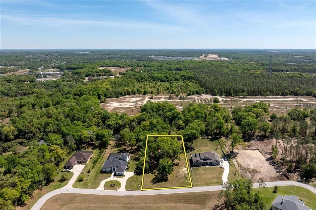 待售: $235,000 (1.01 acres)