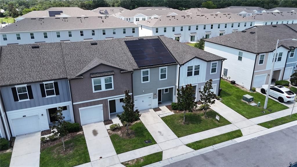 For Sale: $200,000 (3 beds, 2 baths, 1404 Square Feet)