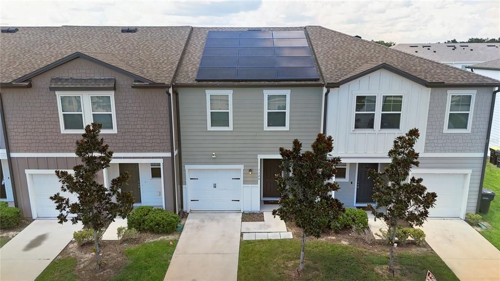 For Sale: $200,000 (3 beds, 2 baths, 1404 Square Feet)