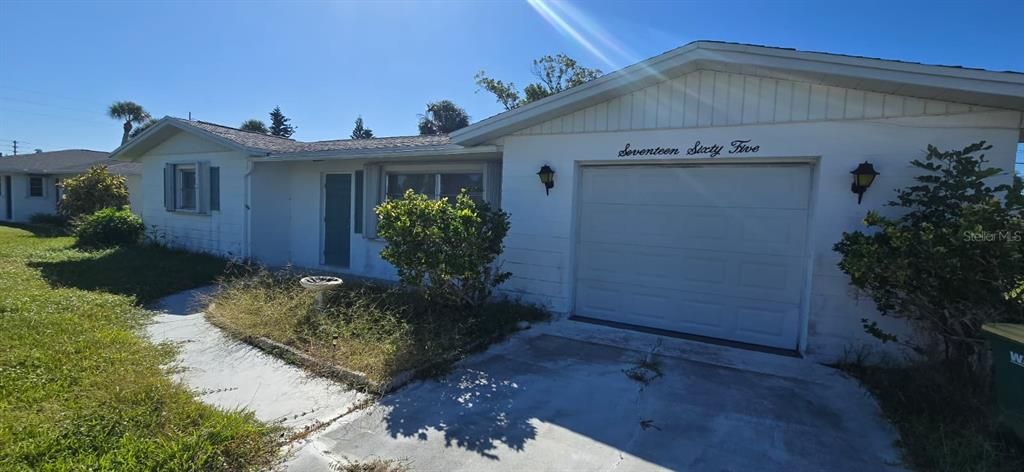 For Rent: $1,795 (2 beds, 2 baths, 984 Square Feet)