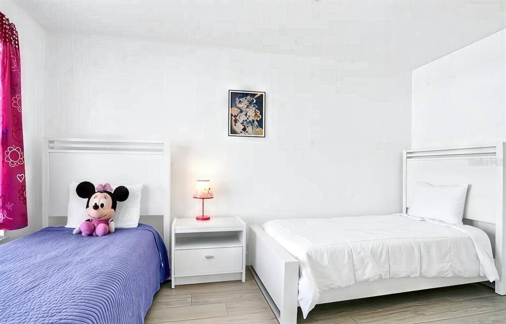 待售: $226,000 (3 贝兹, 2 浴室, 1296 平方英尺)