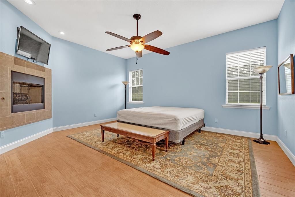 На продажу: $1,100,000 (4 спален, 3 ванн, 3004 Квадратных фут)