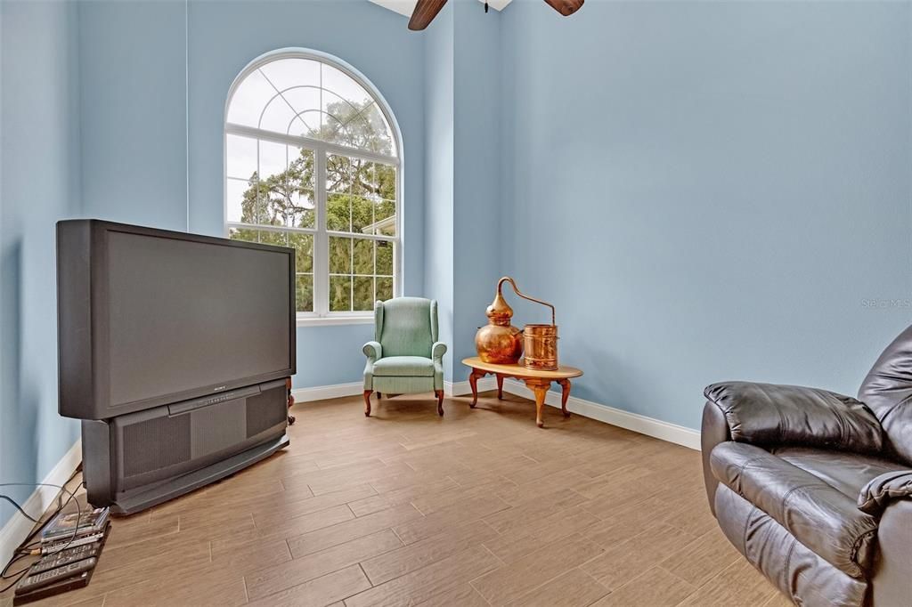 На продажу: $1,100,000 (4 спален, 3 ванн, 3004 Квадратных фут)