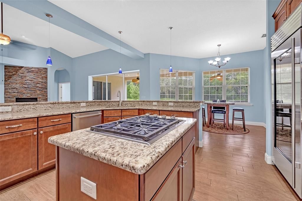 На продажу: $1,100,000 (4 спален, 3 ванн, 3004 Квадратных фут)