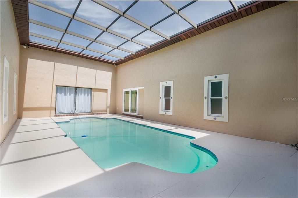 На продажу: $1,175,000 (5 спален, 3 ванн, 3168 Квадратных фут)