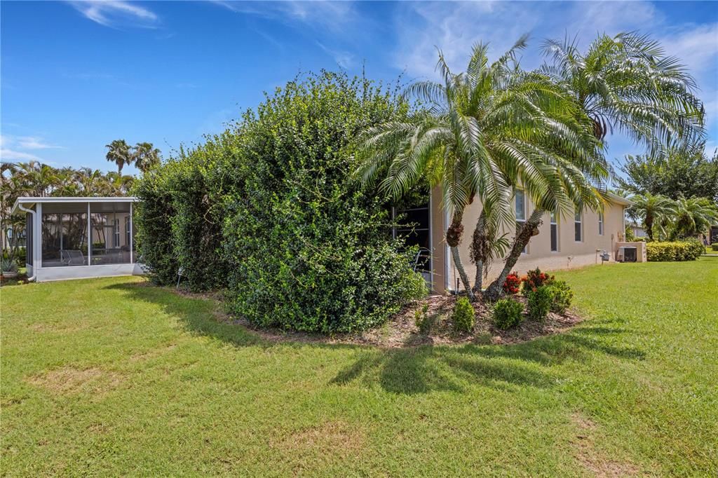 Activo con contrato: $329,000 (2 camas, 2 baños, 1827 Pies cuadrados)