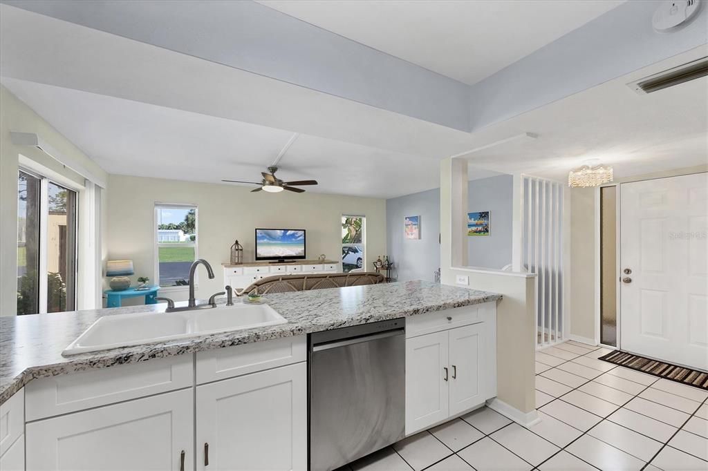 Activo con contrato: $179,000 (2 camas, 2 baños, 1409 Pies cuadrados)