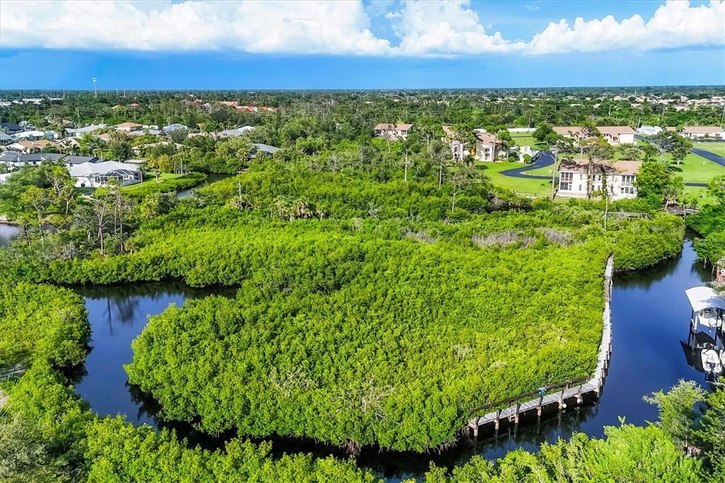 Activo con contrato: $179,000 (2 camas, 2 baños, 1409 Pies cuadrados)