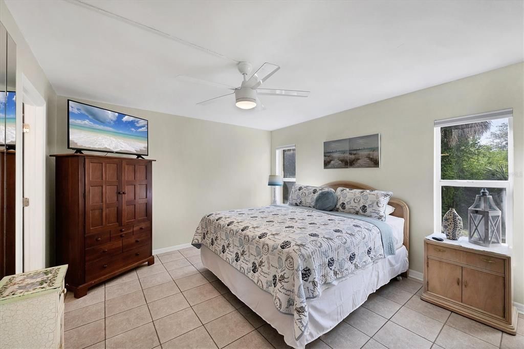 Activo con contrato: $179,000 (2 camas, 2 baños, 1409 Pies cuadrados)