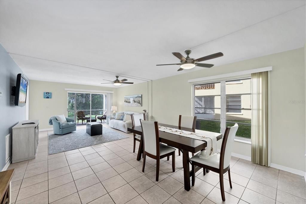 Activo con contrato: $179,000 (2 camas, 2 baños, 1409 Pies cuadrados)