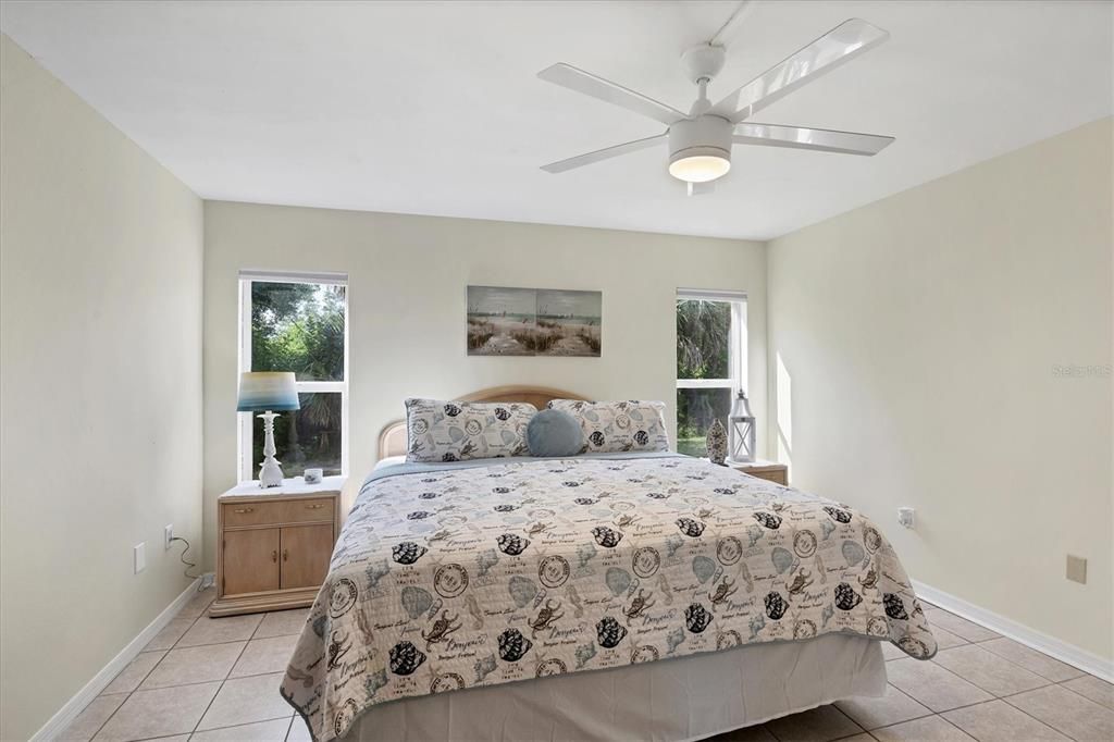 Activo con contrato: $179,000 (2 camas, 2 baños, 1409 Pies cuadrados)