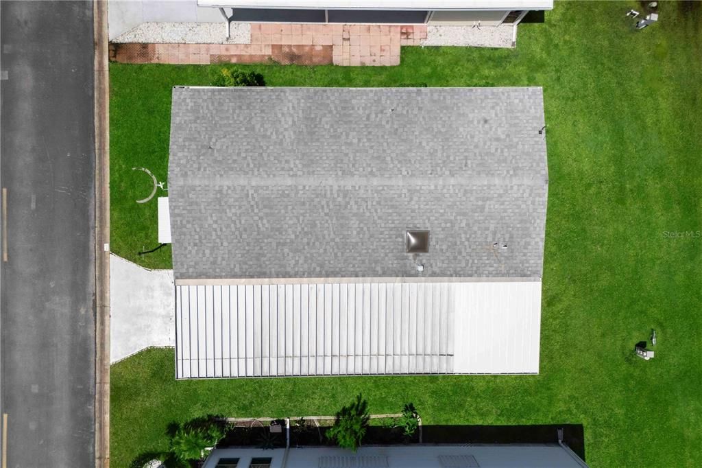 На продажу: $129,900 (2 спален, 2 ванн, 1035 Квадратных фут)