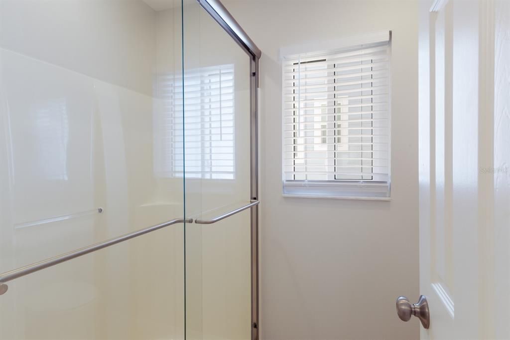 Под контрактом: $1,895,000 (5 спален, 4 ванн, 2342 Квадратных фут)