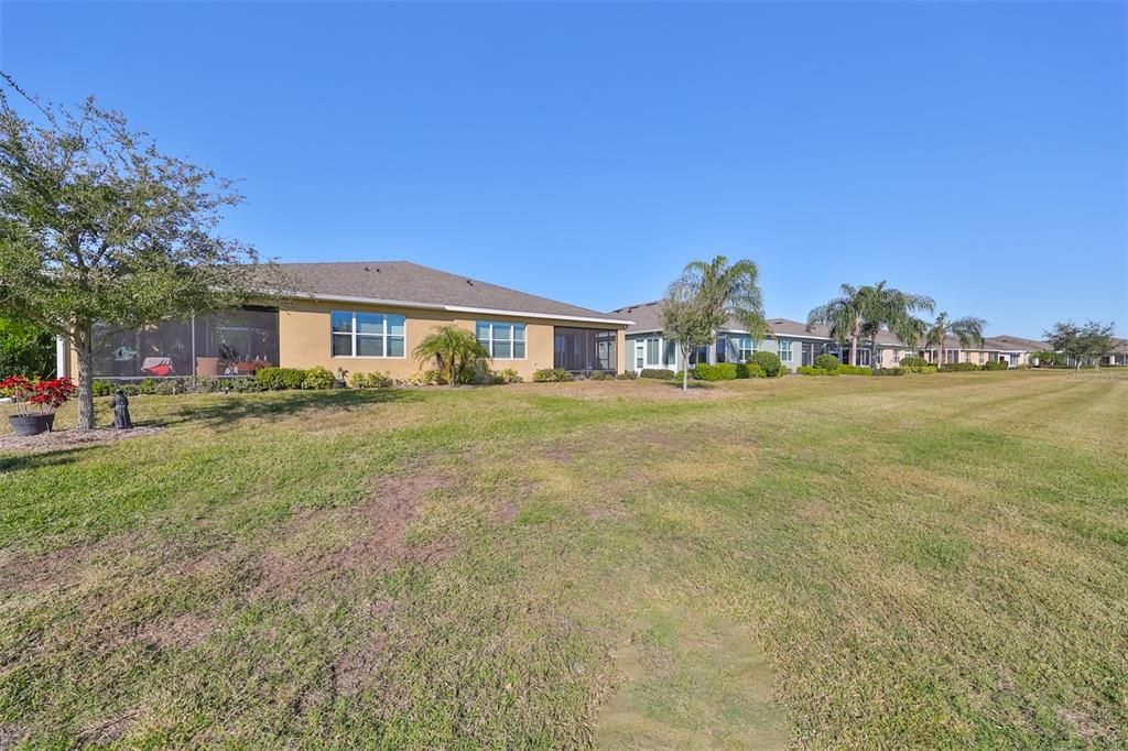 For Sale: $334,900 (2 beds, 2 baths, 1668 Square Feet)