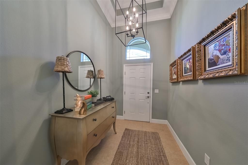 For Sale: $334,900 (2 beds, 2 baths, 1668 Square Feet)