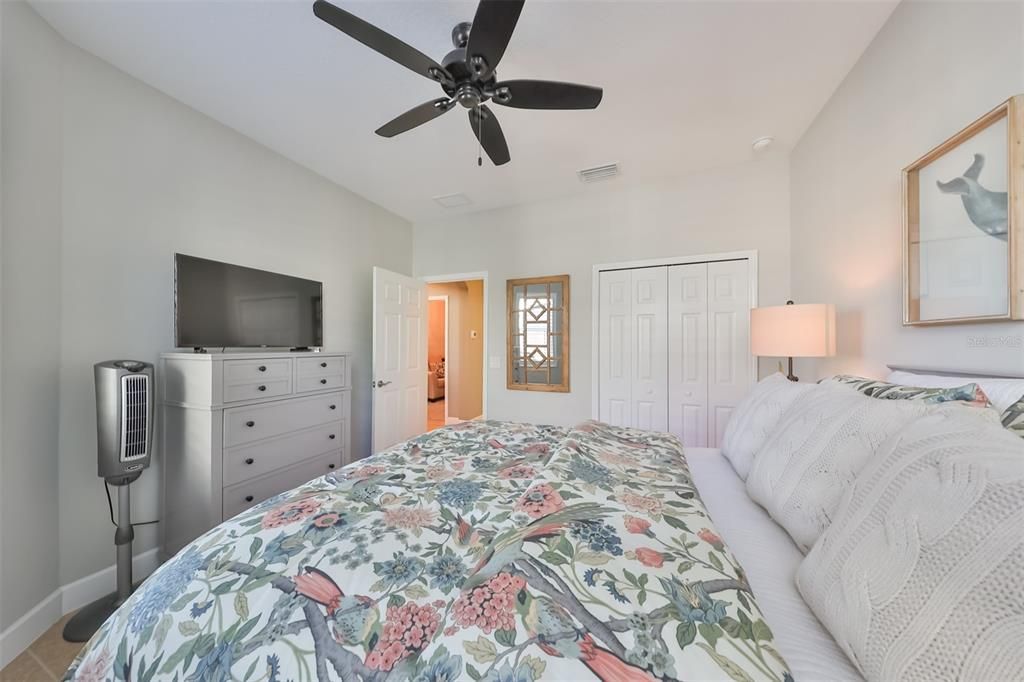 For Sale: $334,900 (2 beds, 2 baths, 1668 Square Feet)