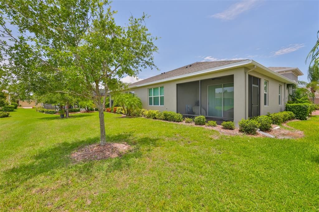 For Sale: $334,900 (2 beds, 2 baths, 1668 Square Feet)