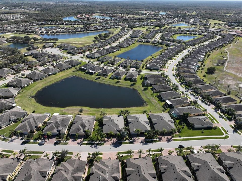 For Sale: $334,900 (2 beds, 2 baths, 1668 Square Feet)