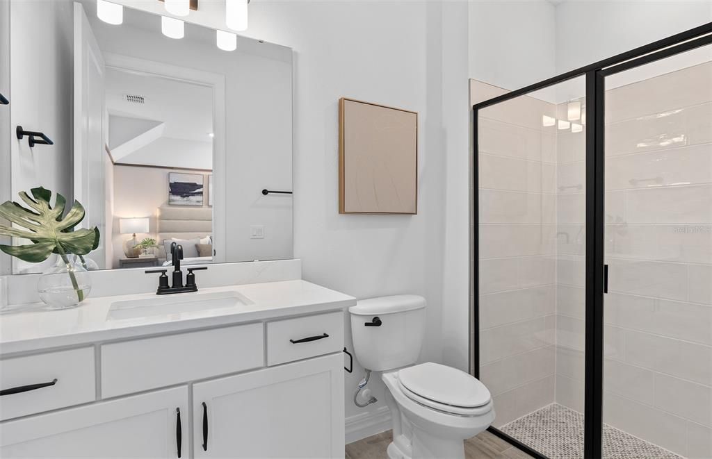 Activo con contrato: $1,125,000 (4 camas, 4 baños, 3080 Pies cuadrados)