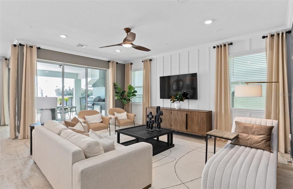 Activo con contrato: $1,125,000 (4 camas, 4 baños, 3080 Pies cuadrados)