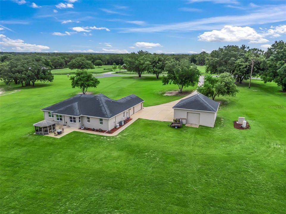 En Venta: $699,000 (4 camas, 2 baños, 2359 Pies cuadrados)