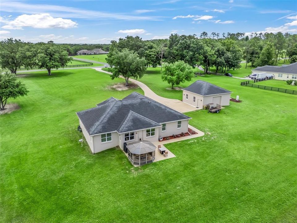 En Venta: $699,000 (4 camas, 2 baños, 2359 Pies cuadrados)